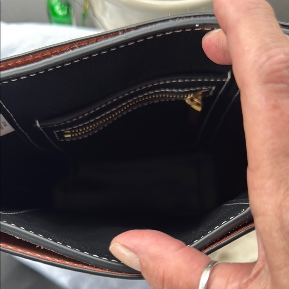 Tory Burch  Razzel  Black and Brown Crossbody Bag with Gold Clasp - Picture 2 of 13